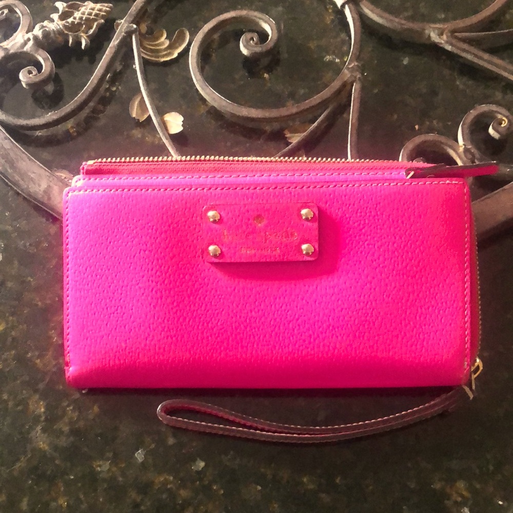 Kate Spade pink wristlet wallet